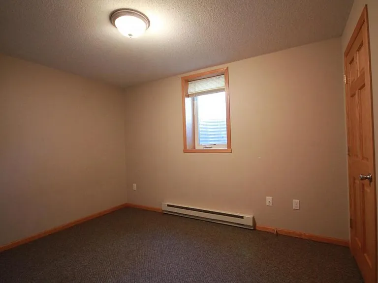 623 1/2 5th Ave S — Photo 7