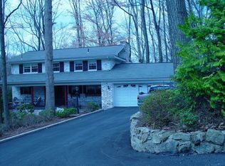 1222 Briercliff Rd, Bridgeport, WV 26330