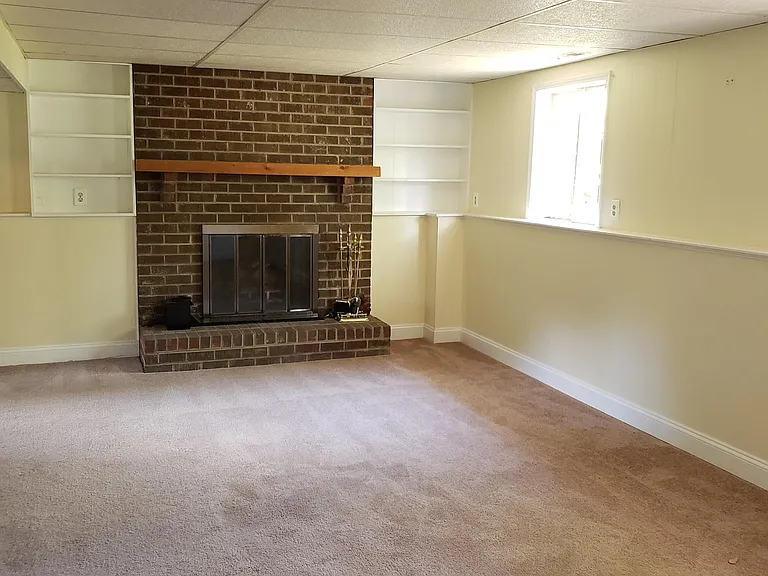 9406 Emmett Ct — Photo 18