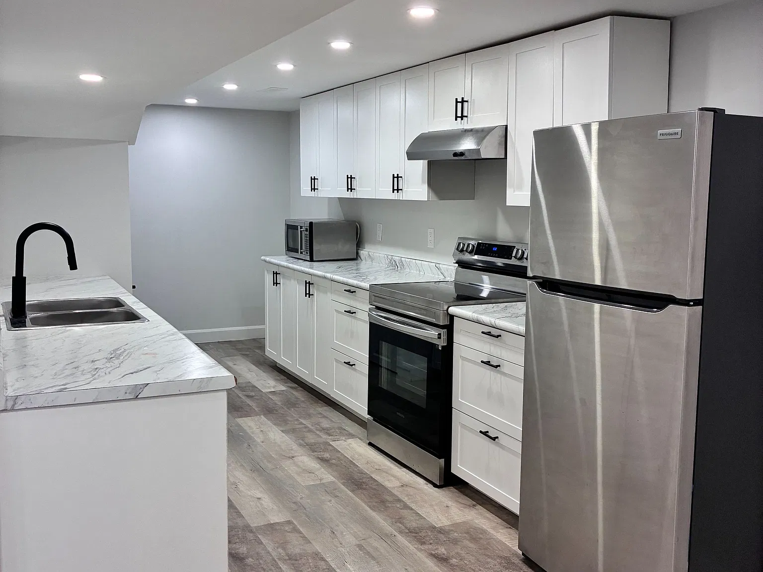 2 bed, $1,750 — Photo 2