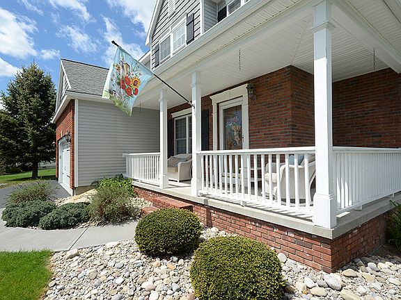 2nd image of 4 Rose Ct