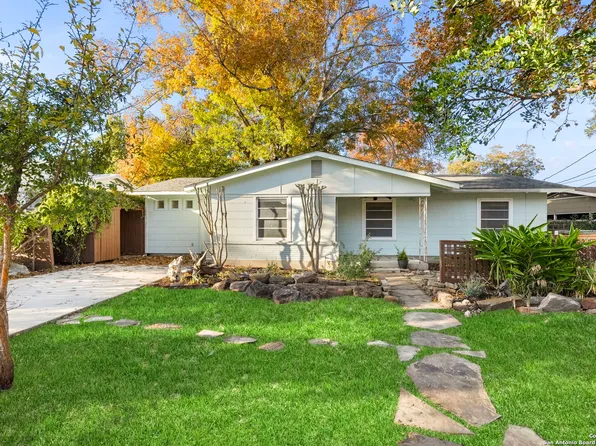 672 HOWARD ST, New Braunfels, TX 78130