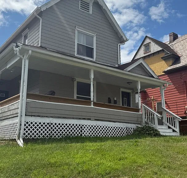 479 B St — Photo 1