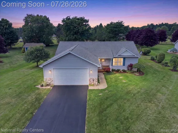 10844 Mack In Aw Trl, Fowlerville, MI 48836