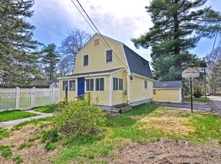 16 Charles River Rd, Medway, MA 02053
