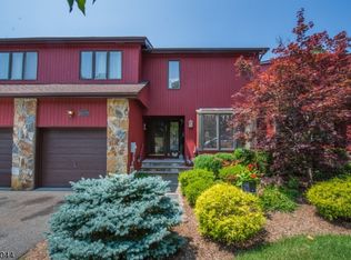 204 Butternut Dr, Wayne, NJ 07470