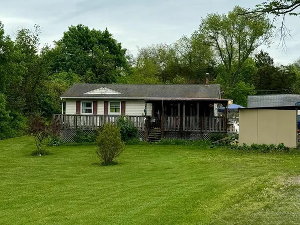 276 Forest View Dr, Kearneysville, WV 25430