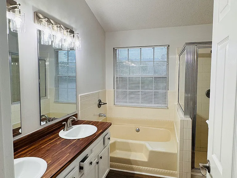 4636 Sunbeam Station Ct — Photo 30