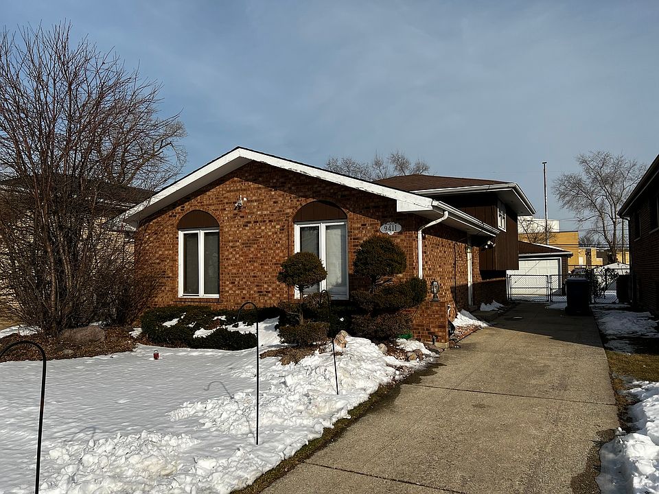 1st image of 9411 S McVicker Ave