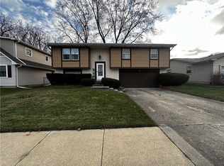 1162 Buckeye Ln, Decatur, IL 62521