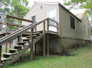 1807 SE Hudson Blvd, Topeka, KS 66607