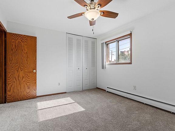 5th image of 1605 Minnehaha Ave W #304