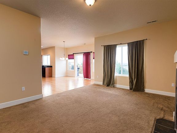 4th image of 5802 Belmont Dr