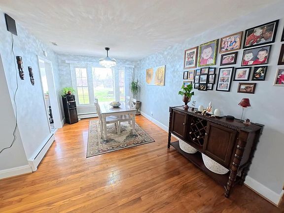 2nd image of 8599 Old Frederick Rd