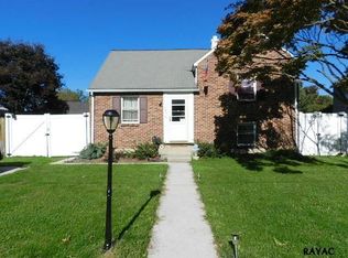 731 Village Rd, York, PA 17404