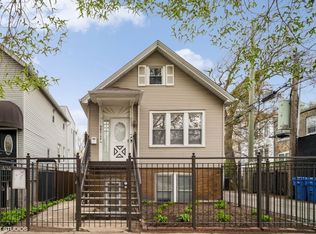 2512 W Lyndale St, Chicago, IL 60647