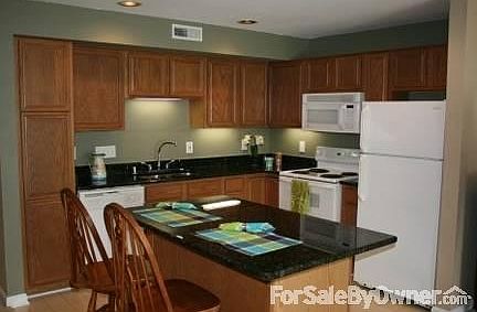 Kitchen
						:
						Granite counter tops (3cms) kitchen counter & island. Wire shelves in pantry.