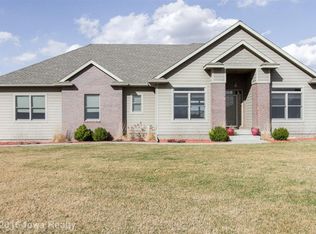 1100 Northwood Cir, Huxley, IA 50124