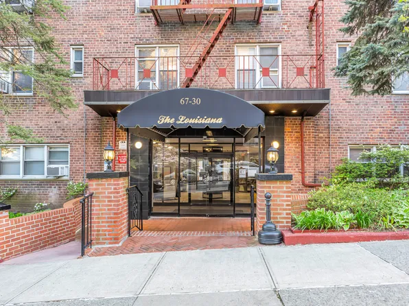 67-30 Clyde Street image 9 of 14