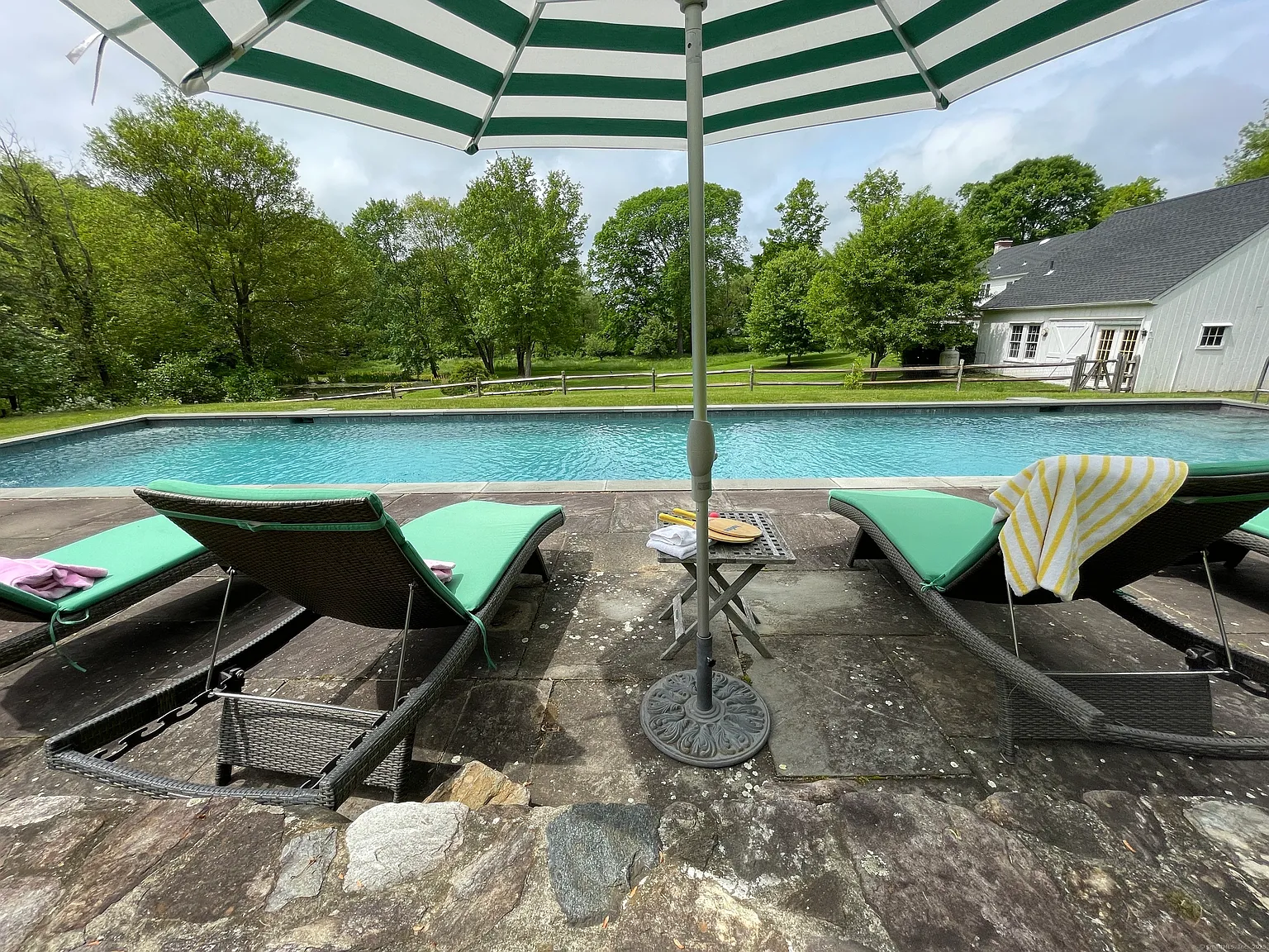 4 bed, 2.5 bath, 3089 sqft, $16,500 — Photo 4
