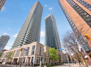 U Condominums, Toronto, ON M5S 0A5