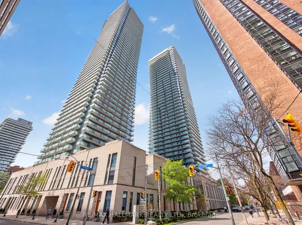 1080 Bay St #2801, Toronto, ON M5S 0A5