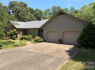 605 Queens Rd, Cherryville, NC 28021