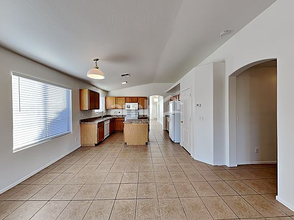 5th image of 6802 W Northview Ave