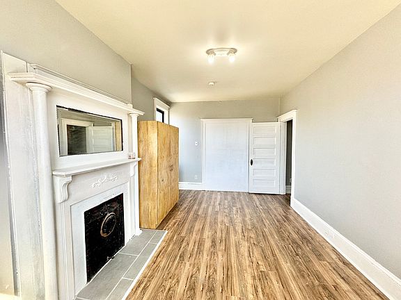 5th image of 301 S Winebiddle St #W5