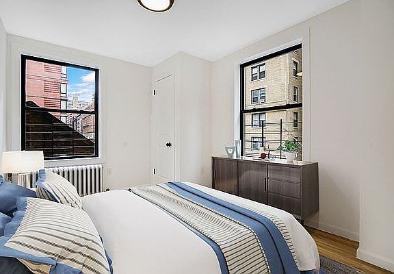 4th image of 700 W End Ave APT 14D
