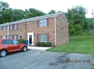 304 Rustwood Ct, Rustburg, VA 24588