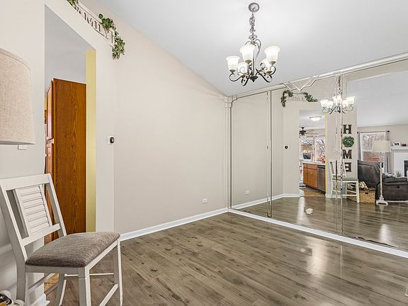 5th image of 4511 Skylark Ln