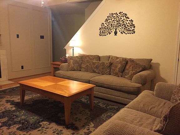 4th image of 710 Red Oak Dr