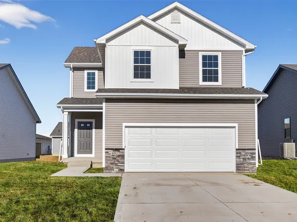 1053 NW Yorktown Dr, Waukee, IA 50263