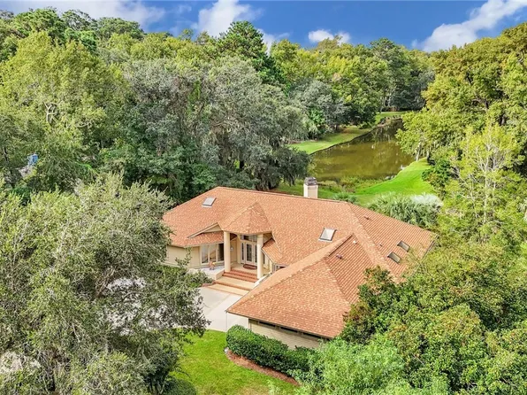 11 Deerfield Rd, Hilton Head Island, SC 29926