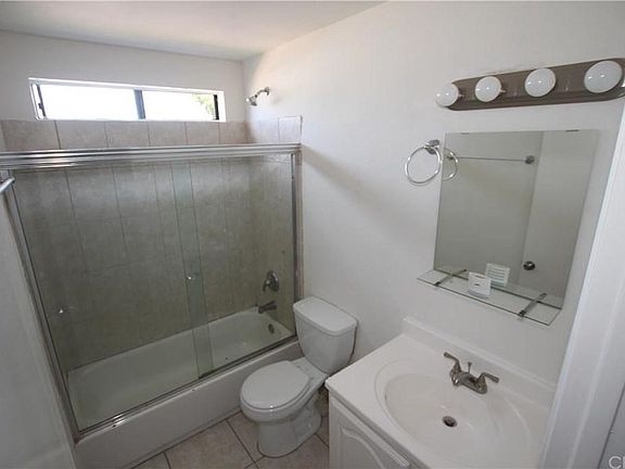 3rd image of 1506 E 4th St Unit 203