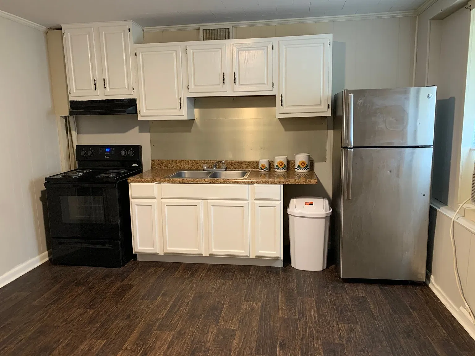 1 bed, 1.0 bath, $675 — Photo 4