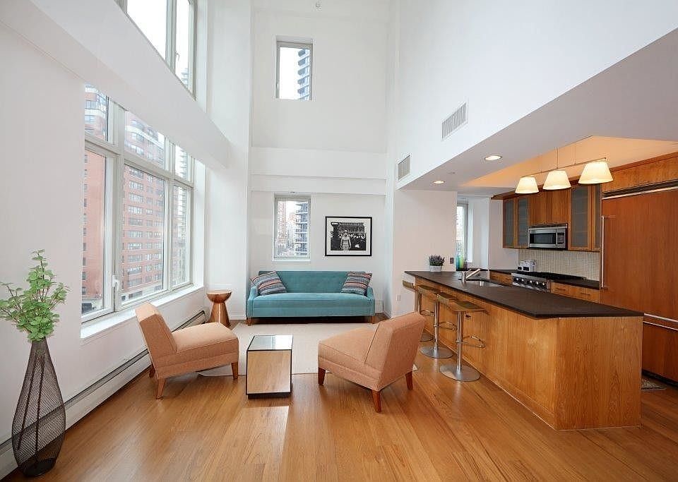 1st image of 205 E 59th St #1102