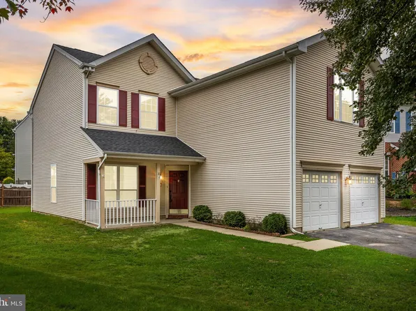 18 Cheyenne Ct, Burlington, NJ 08016