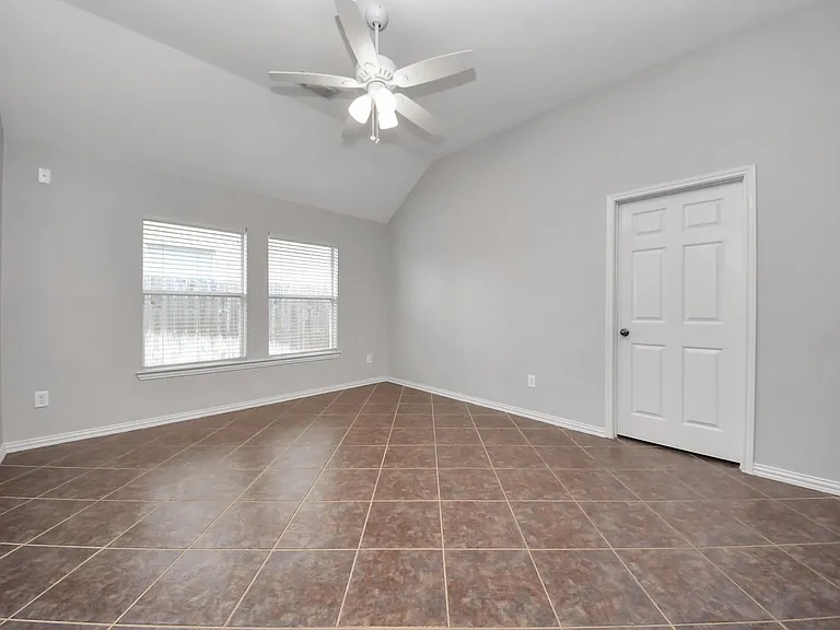 18403 Sierra Falls Ct — Photo 40