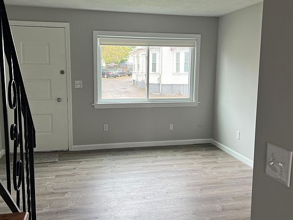 5th image of 15 Barrows St APT C