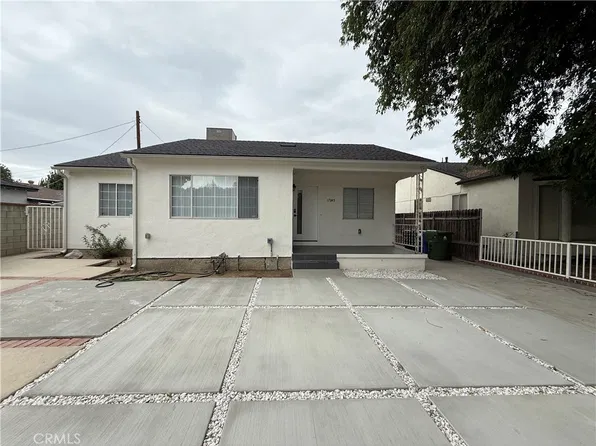17845 Victory Blvd, Reseda, CA 91335
