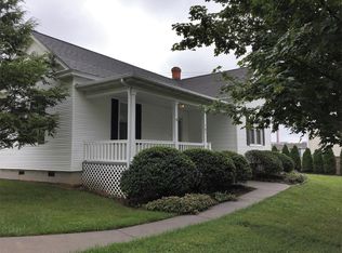 701 Toms Creek Rd, Blacksburg, VA 24060