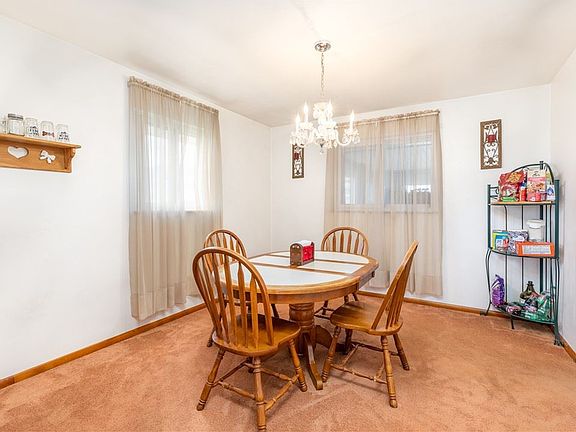 5th image of 116 Rean St
