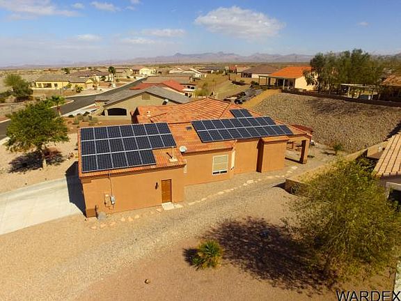 3rd image of 2574 Joshua Tree Ln