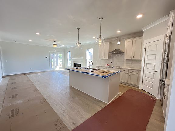 2nd image of 102 Nelson St Lot 205