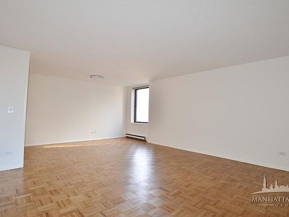 4th image of 1641 3rd Ave APT 5C