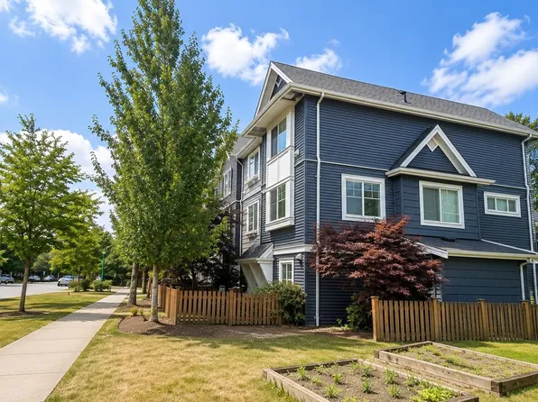 19128 65th Ave #5, Surrey, BC V4N 6P2