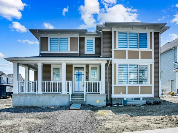 131 N Cityside Vw NE, Calgary, AB T3N 1P2