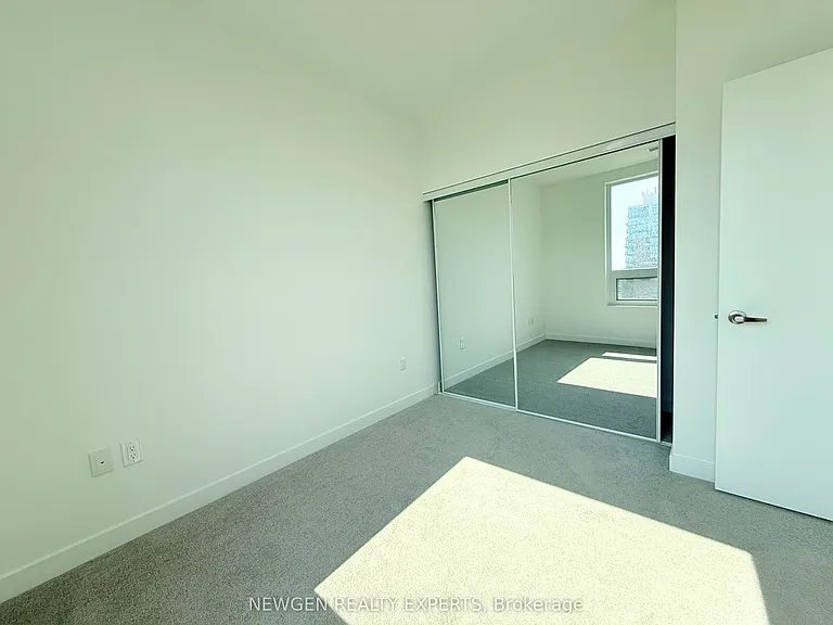 4010 Eglinton Ave W #707 — Photo 21